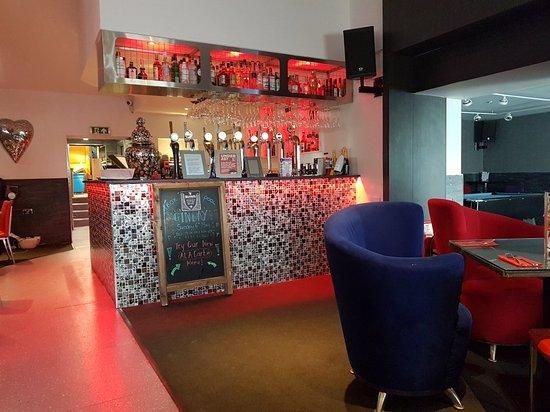Q Sports Lounge