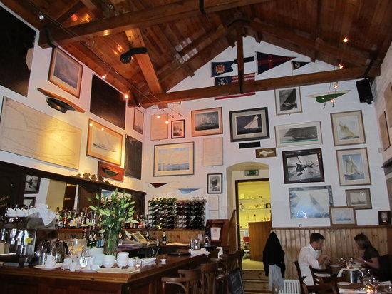 MacCallum's Oyster Bar